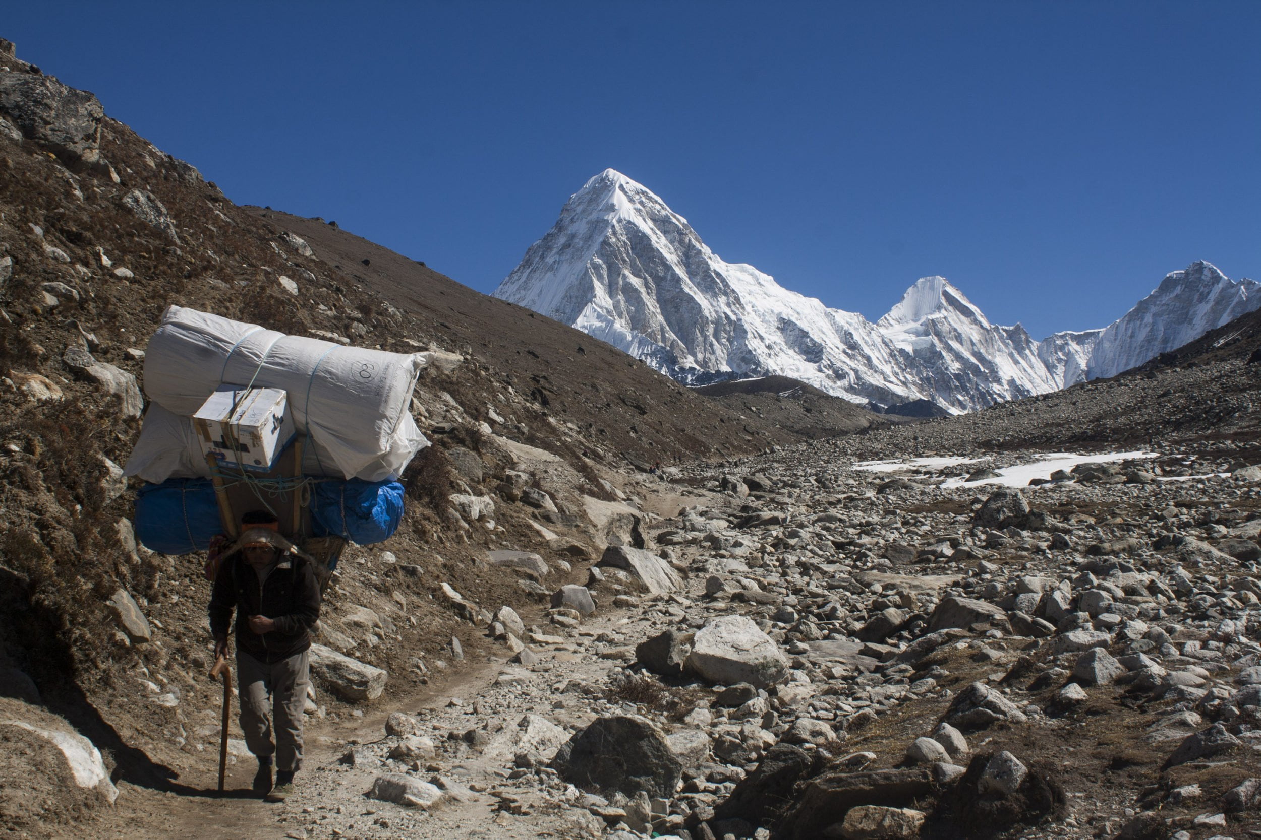 Sherpa_Hikes_from_Dughla_Towards_Lobuche